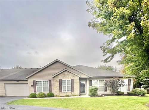 2146 University Commons Drive Se, Massillon, OH, 44646 | Card Image