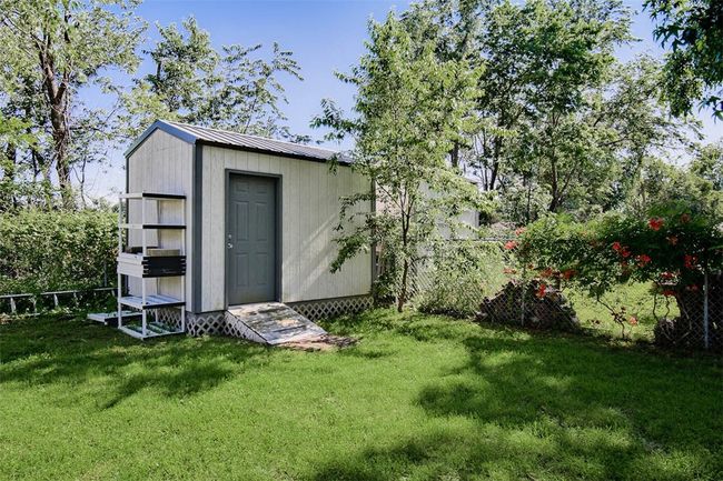 Storage Building | Image 15