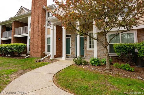 56288 Troon N, Shelby Township, MI, 48316-5053 | Card Image