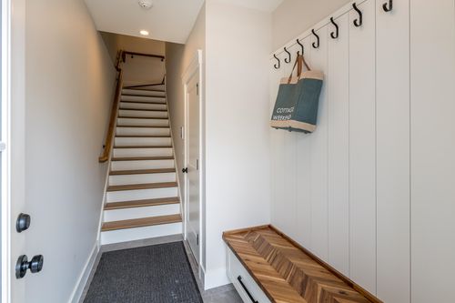 unit-23-60 White Oaks Rd, Laconia, NH, 03246-2164 | Card Image