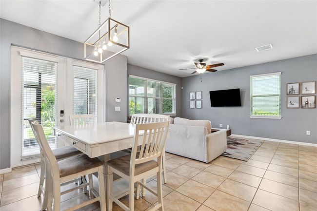 5831 Caldera Ridge Dr, House other with 4 bedrooms, 3 bathrooms and null parking in Lithia FL | Image 6