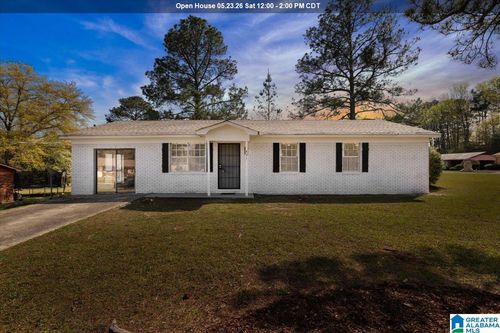 431 Clio St, HUEYTOWN, AL, 35023-1749 | Card Image