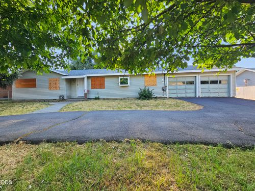2535 Madison Street, Klamath Falls, OR, 97603 | Card Image