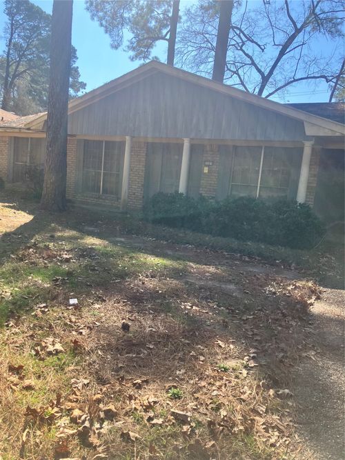 3327 Warwick Dr, Shreveport, LA, 71118-4323 | Card Image