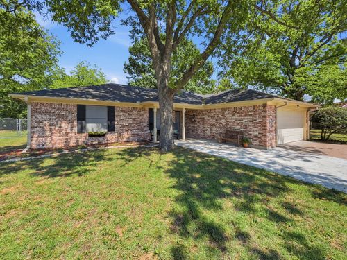 1103 Holiday Ct, Granbury, TX, 76048-2523 | Card Image