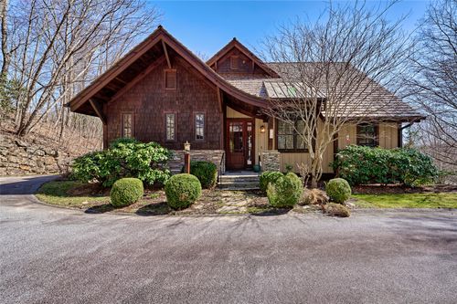 778 Highlands Cove Dr, Highlands, NC, 28741-9461 | Card Image