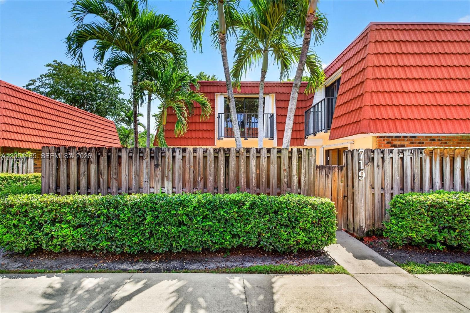 Residential in Plantation 2