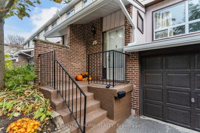 J5 - 63 Ferris Lane, Condo with 3 bedrooms, 2 bathrooms and 2 parking in Barrie ON | Image 1