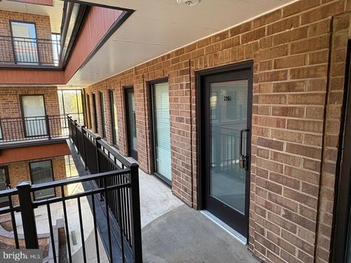 216-6116 Rolling Rd, Springfield, VA, 22152-1512 | Card Image