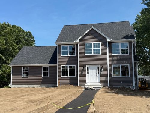 111 Harris Pond Rd, Blackstone, MA, 01504-1918 | Card Image