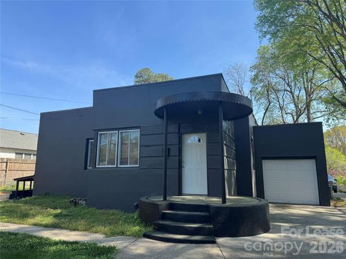 418 W Charlotte Ave, Mount Holly, NC, 28120-1724 | Card Image