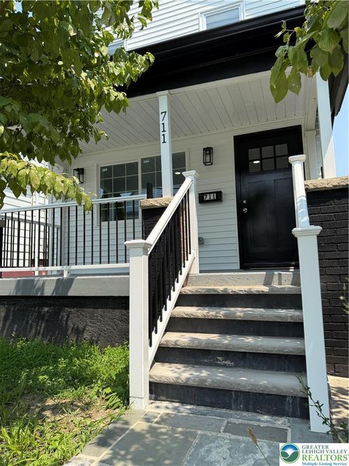 711 Hanover Street, Nanticoke City, PA, 18634 | Card Image