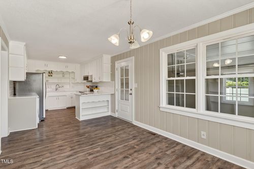 6715 Princeton Kenly Rd, Princeton, NC, 27569-7968 | Card Image