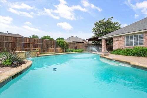 106 Rolling Rock Dr, Trophy Club, TX, 76262-5114 | Card Image