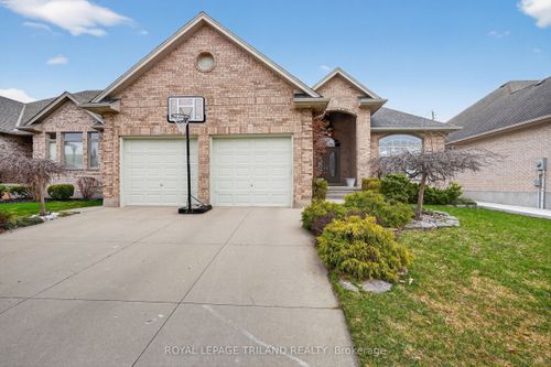 995 Manchester Rd, London, ON, N6H5J1 | Card Image