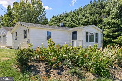 3865 Pirkey Ln, Rockingham, VA, 22801-2541 | Card Image