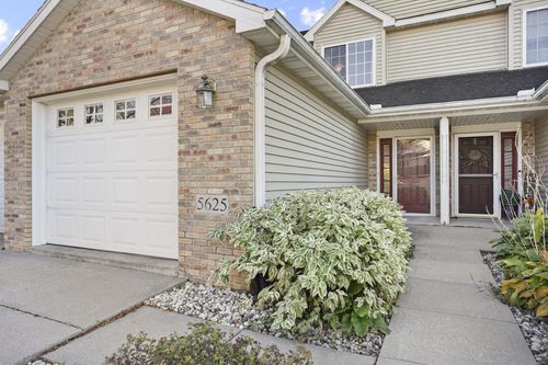 5625 Osborne Drive, McFarland, WI, 53558 | Card Image