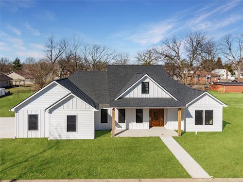 115 S Taylor St, Red Bud, IL, 62278 | Card Image