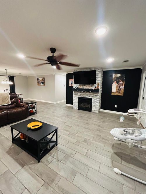 93 County Road 7625, Brookland, AR, 72417-8975 | Card Image