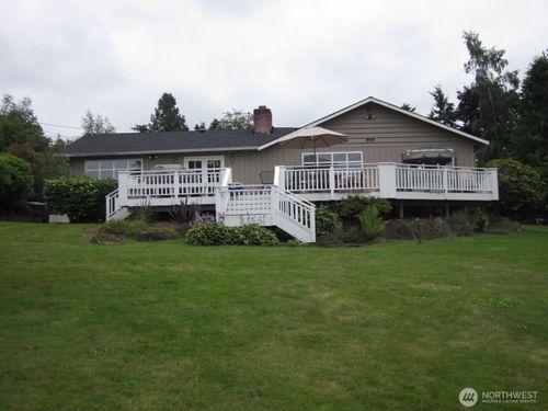 8831 Ne 28th St, Clyde Hill, WA, 98004-1637 | Card Image