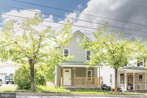 317 Turnpike St, MILESBURG, PA, 16853-3864 | Card Image