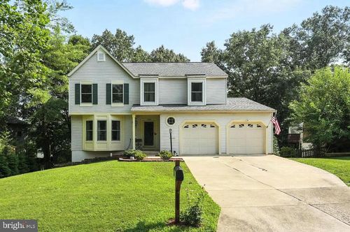 15150 Holleyside Dr, DUMFRIES, VA, 22025-1040 | Card Image