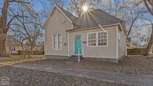 827 W Monroe Ave, Jonesboro, AR, 72401-2650 | Card Image