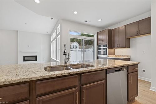 unit-b-2200 Venture Way, Suffolk, VA, 23434-2763 | Card Image