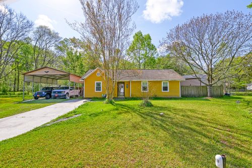 102 Nancy Ln, Summerville, SC, 29485-5525 | Card Image
