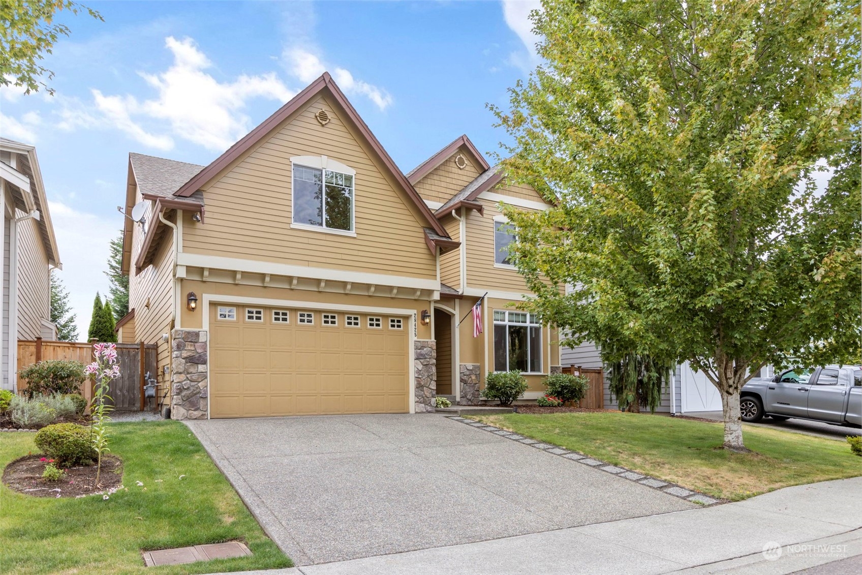 239th Pl, Maple Valley, WA 98038