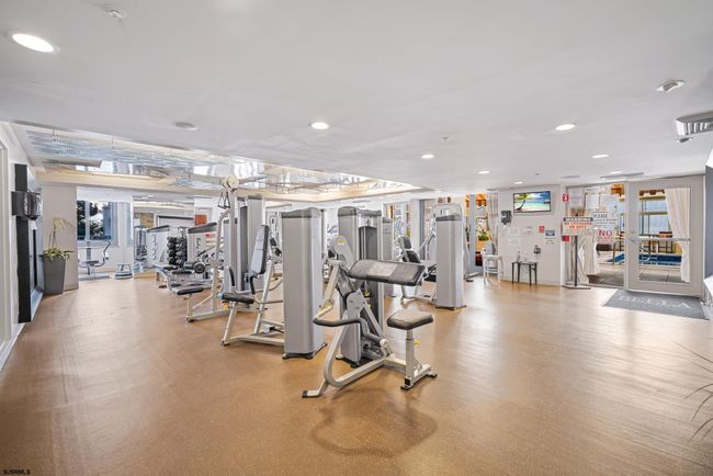 526 Pacific Ave, Condo with 2 bedrooms, 2 bathrooms and null parking in Atlantic City NJ | Image 31