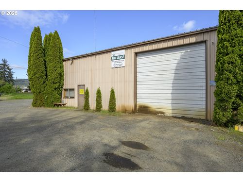 460 Ne Yamhill St, Willamina, OR, 97396-2736 | Card Image