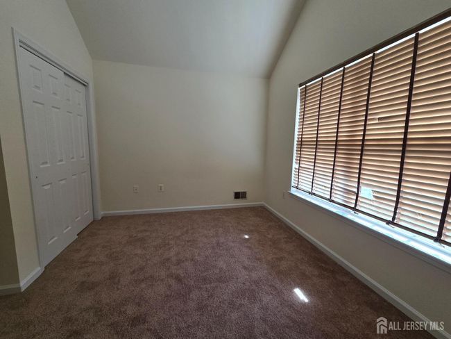 4 Stewart Ct, Townhouse with 3 bedrooms, 3 bathrooms and null parking in Old Bridge NJ | Image 19