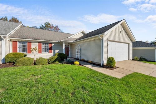 5315 Genny Dr, Medina, OH, 44256-8394 | Card Image
