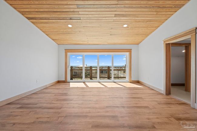 800 Via De Luna Dr, House other with 5 bedrooms, 5 bathrooms and 3 parking in Pensacola Beach FL | Image 44