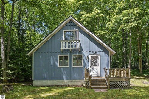 19048 Birch View Trl, Lake Ann, MI, 49650-9726 | Card Image