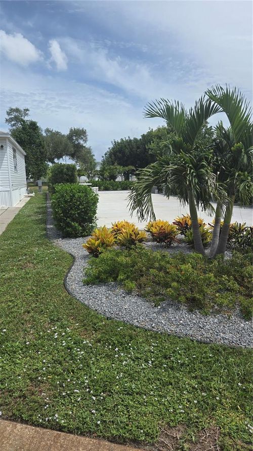 237 Bainbridge Dr, NOKOMIS, FL, 34275-1887 | Card Image