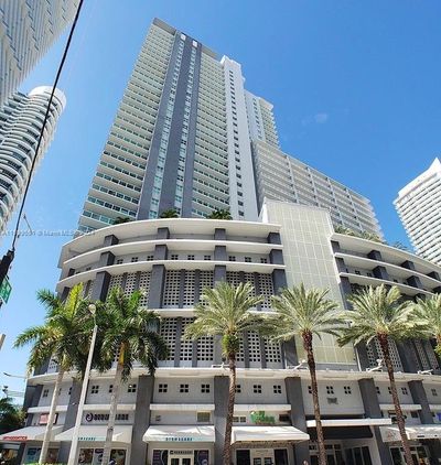 815 - 1250 S Miami Ave, Condo with 2 bedrooms, 2 bathrooms and null parking in Miami FL | Image 2