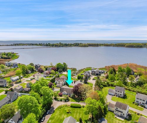 1 Lighthouse Ln, Old Saybrook, CT, 06475-2559 | Card Image