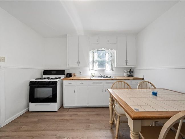 211 S Smyth St, House other with 2 bedrooms, 1 bathrooms and null parking in Mart TX | Image 5