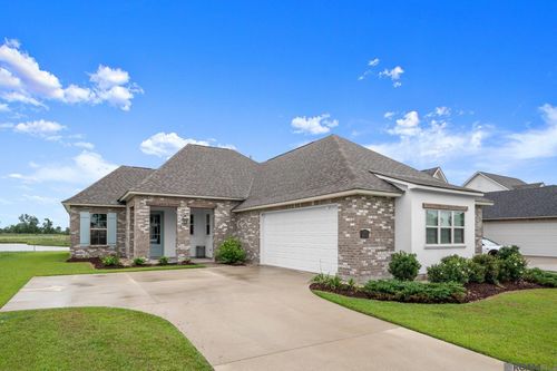 5207 White River Rd, Darrow, LA, 70725-2028 | Card Image