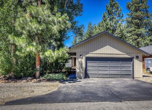 10616 Wyckham Way, Truckee, CA, 96161-1309 | Card Image