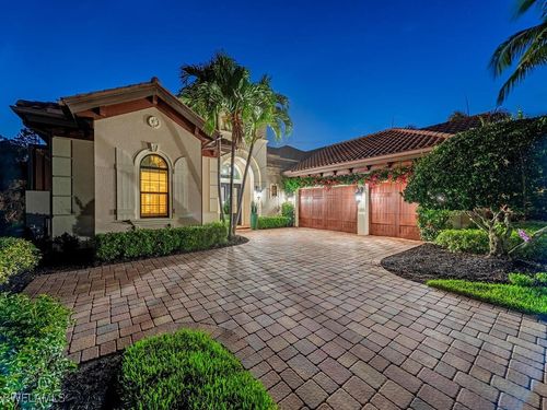 6445 Costa Cir, NAPLES, FL, 34113-1701 | Card Image