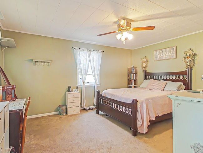 7-web-or-mls-20-Primary Bedroom | Image 9