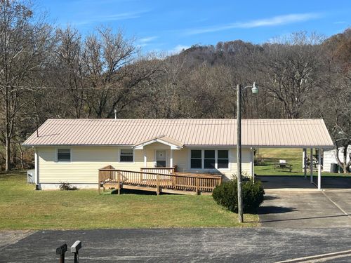 22 Clark Drive, Prestonsburg, KY, 41653 | Card Image