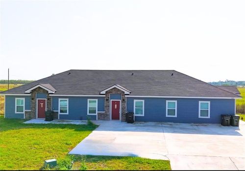 2001 S Valley Cir, La Feria, TX, 78559-2141 | Card Image
