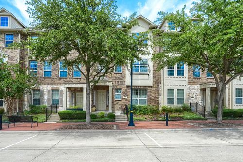 3885 Asbury Ln, Addison, TX, 75001-4427 | Card Image