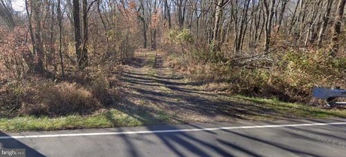 321 Ark Rd, Mount Laurel, NJ, 08054-6316 | Card Image