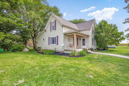 11741 E County Road 300 S, Kirklin, IN, 46050-9150 | Card Image