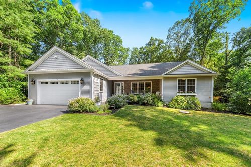 16 Lochmont Dr, North Attleboro, MA, 02760-4776 | Card Image